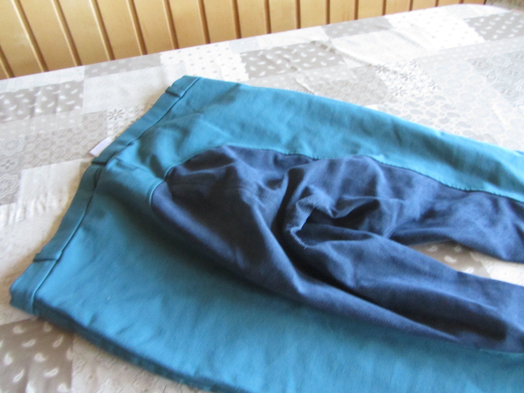 Pantaloni: ELT Reithosen – Usato da Wolfhalden venduto da Quiria68 2