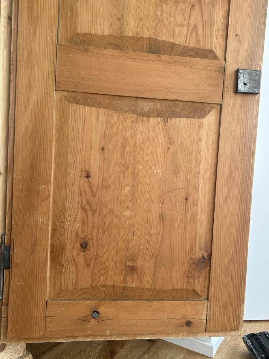 Schränke: Holzschrank Antik – Gebraucht aus Eigenthal von dog111 2