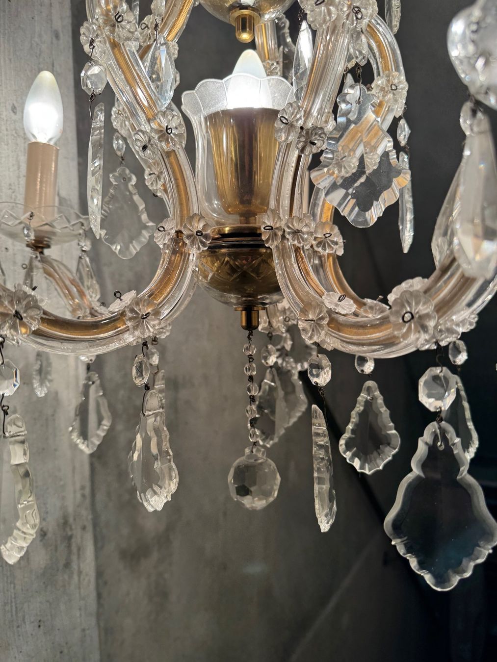 Lampadari & plafoniere: Kronleuchter antik – Usato da Boll venduto da Simpbon 5