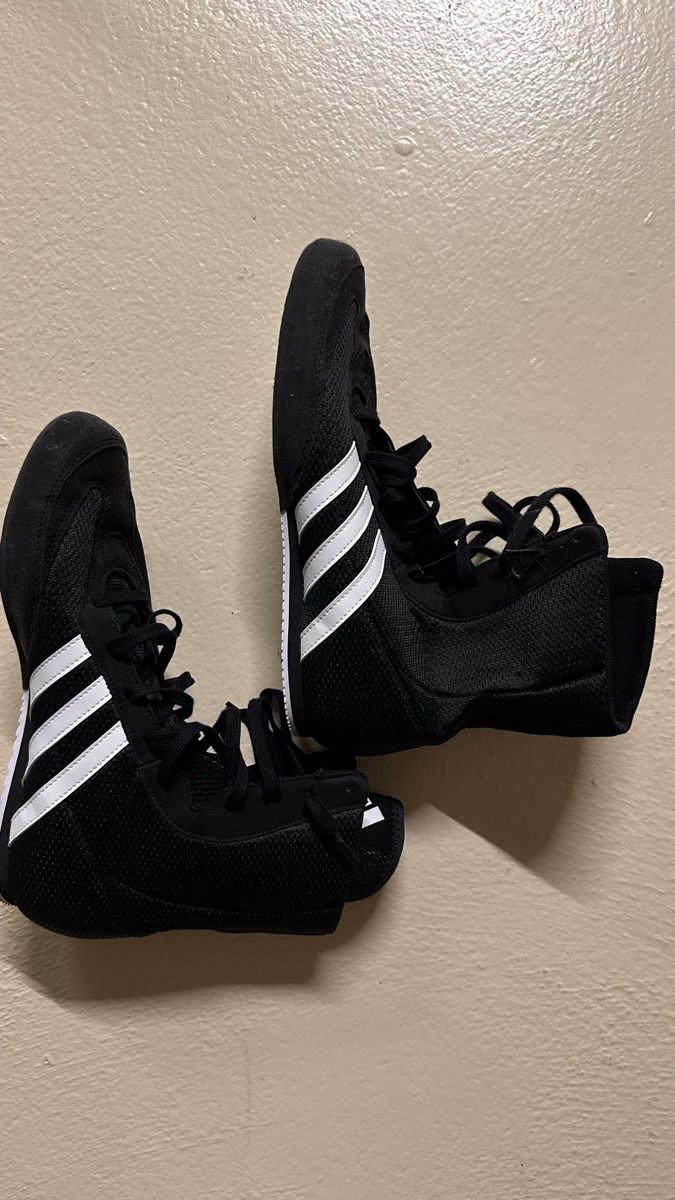 Adidas Scarpe da uomo: Adidas Boxschuhe Schwarz Weiss Grösse 40.5 – Nuovo (secondo la descrizione) da Flaach venduto da sel_62zs 3