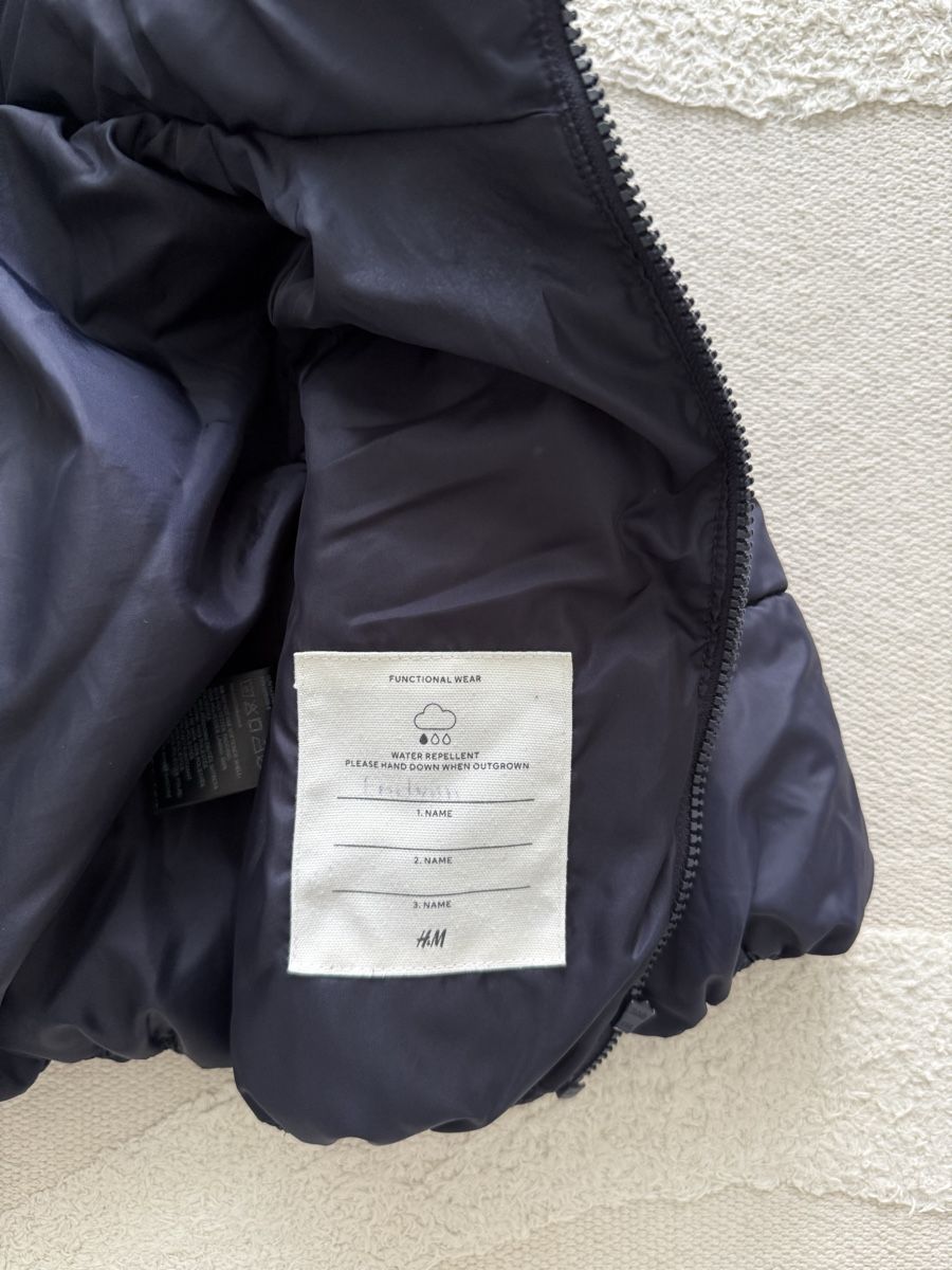 H&M Giacche & Cappotti: Daunenjacke Gr.92 H&M – Usato da Niederglatt ZH venduto da Vladaa 1