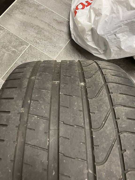 Pneus & Roues: Pirelli P ZERO 305 30 R20 – D'occasion à Menznau par siricius 3