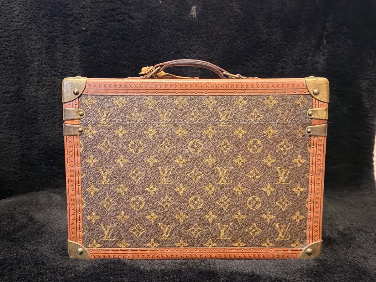 Louis Vuitton Reisekoffer: Valise Louis Vuitton – Gebraucht aus Yvonand von Jojo777 1