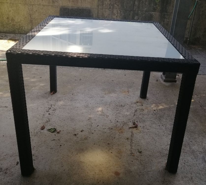 Gartentisch zu verschenken Kaufen auf Ricardo