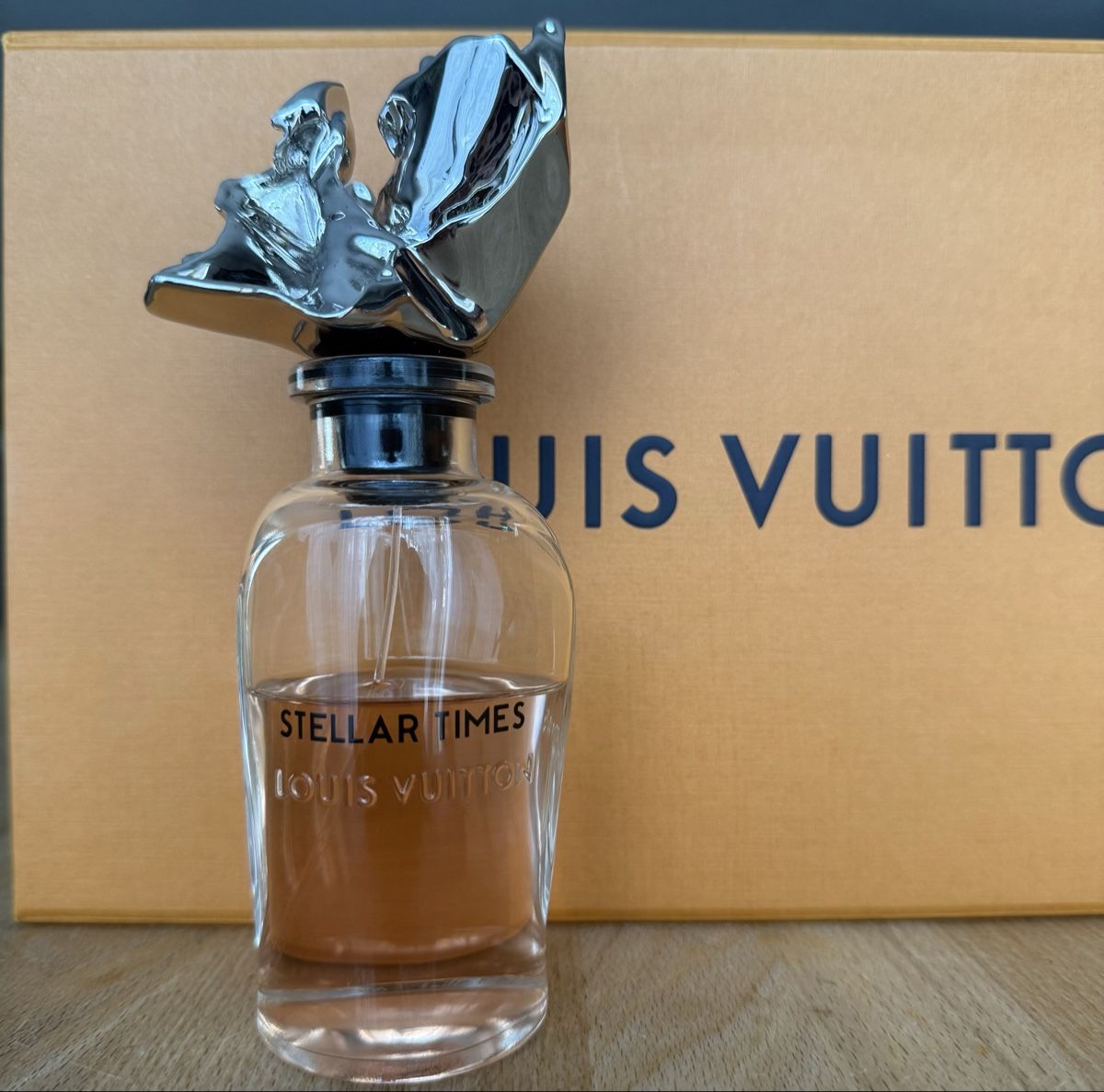 Louis Vuitton Profumi & Eau de Toilette: STELLAR TIMES VON LOUIS VUITTON  – Usato da Kölliken venduto da deleina 1