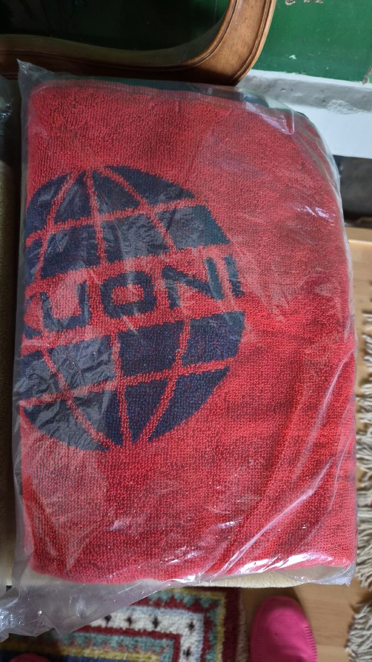 Teli da bagno: KUONI Badetuch Vintage – Nuovo (secondo la descrizione) da Kölliken venduto da Upcycling-by-Mc-TAM