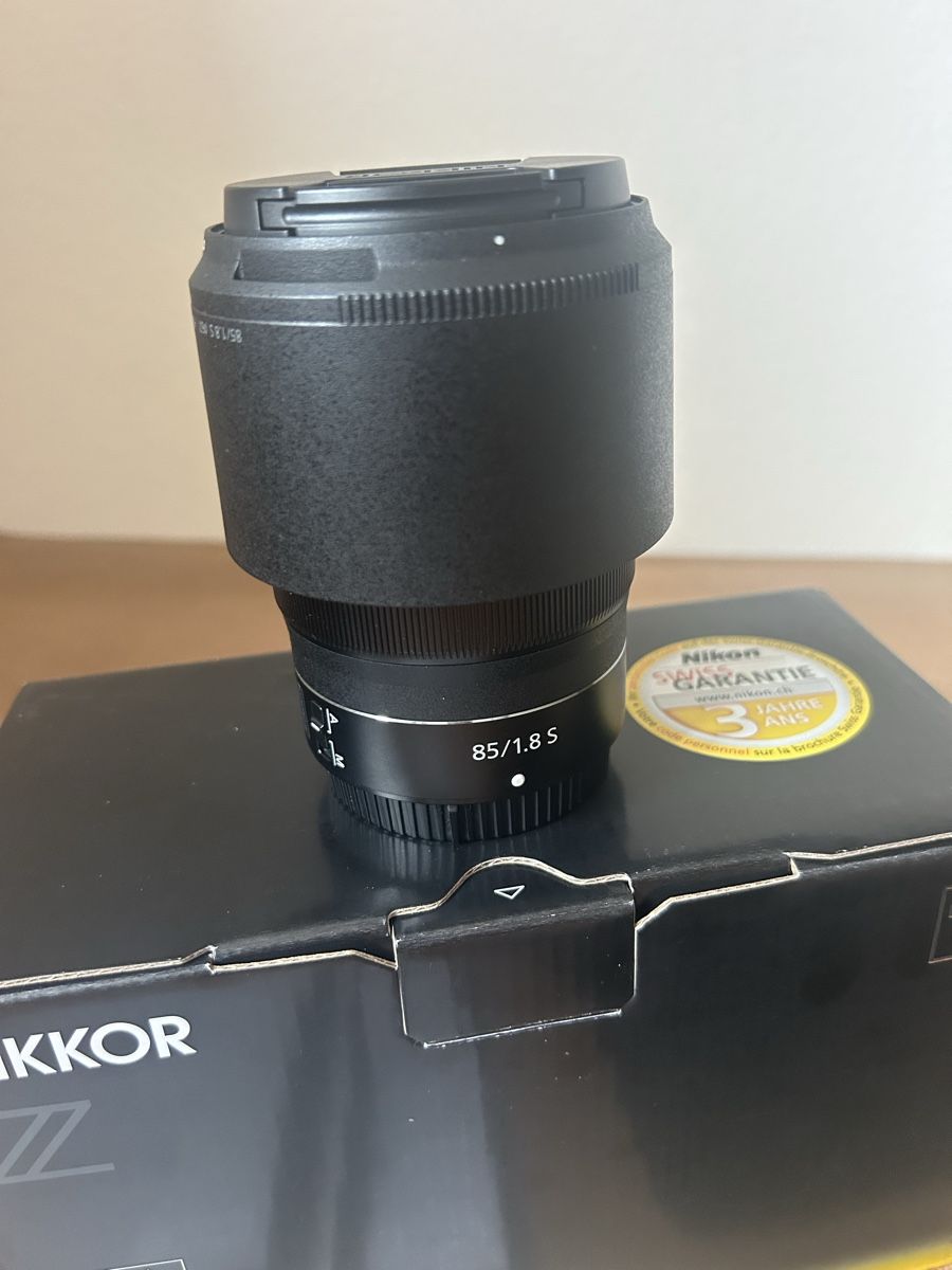 Nikkor Objectifs: Nikon Z 85mm 1.8 – Neuf avec emballage d'origine à Neuchâtel par GreenMood