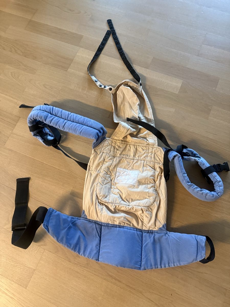 Ergobaby Bauch- & Rückentragen: Babytrage blau/beige  – Gebraucht aus Köniz von ked11 1