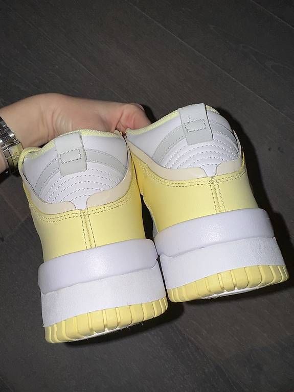 Scarpe da uomo: Nike Schuhe in der Grösse 36 – Usato da Wettswil venduto da mia_ql62 2