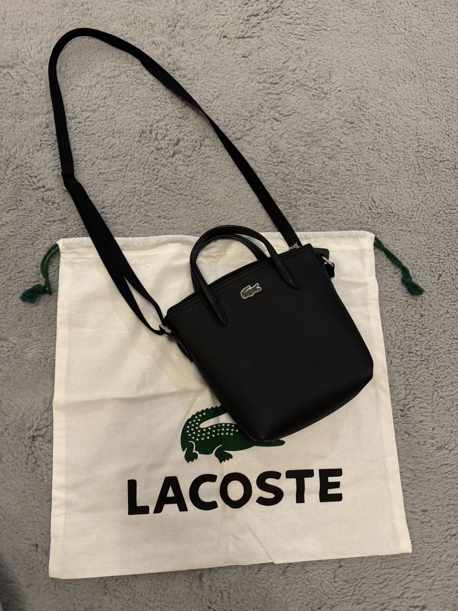 Lacoste Borse da donna: Lacoste Handtasche – Nuovo (secondo la descrizione) da Emmenbrücke venduto da sa.ra
