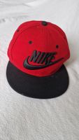 Nike Cap / Snapback rot-schwarz Grösse S1ZE Top Zustand Somm