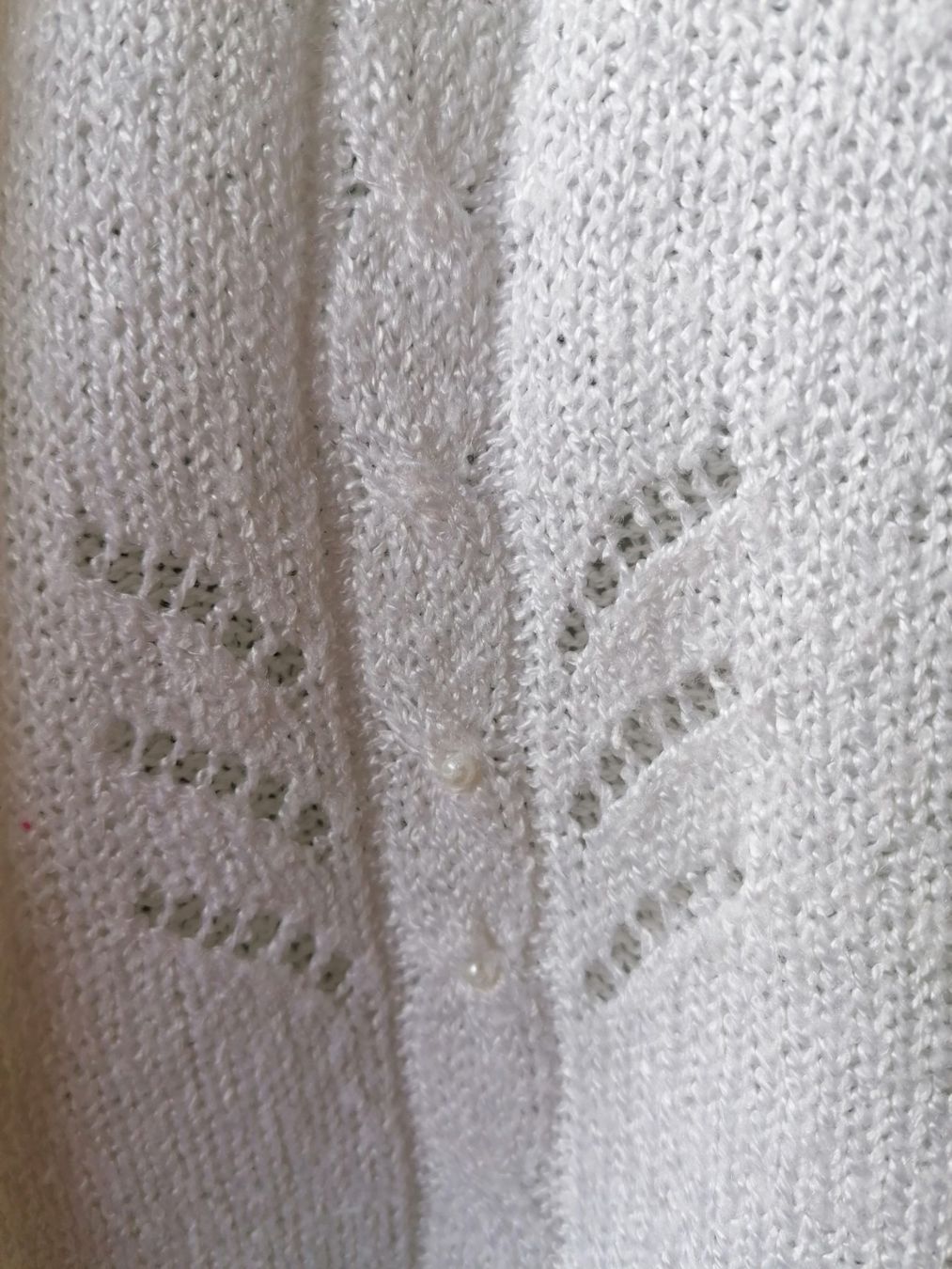 Maglioni & Felpe: Pullover weiss gr L – Usato da Bedigliora venduto da Dolcezza0 1