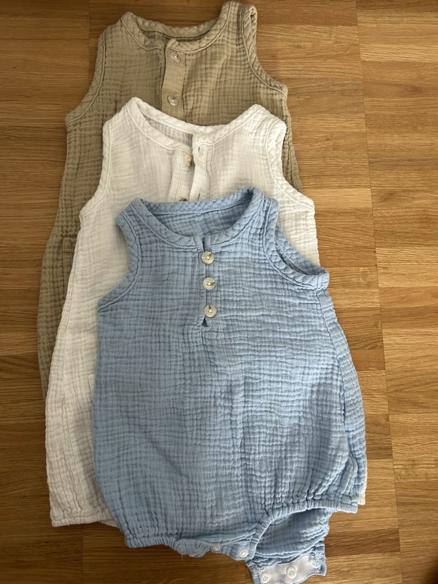 Lotti & Set di vestiti: 4x Baby Summer Jumpsuit 62 – Usato da St. Gallen venduto da dec_2jy6