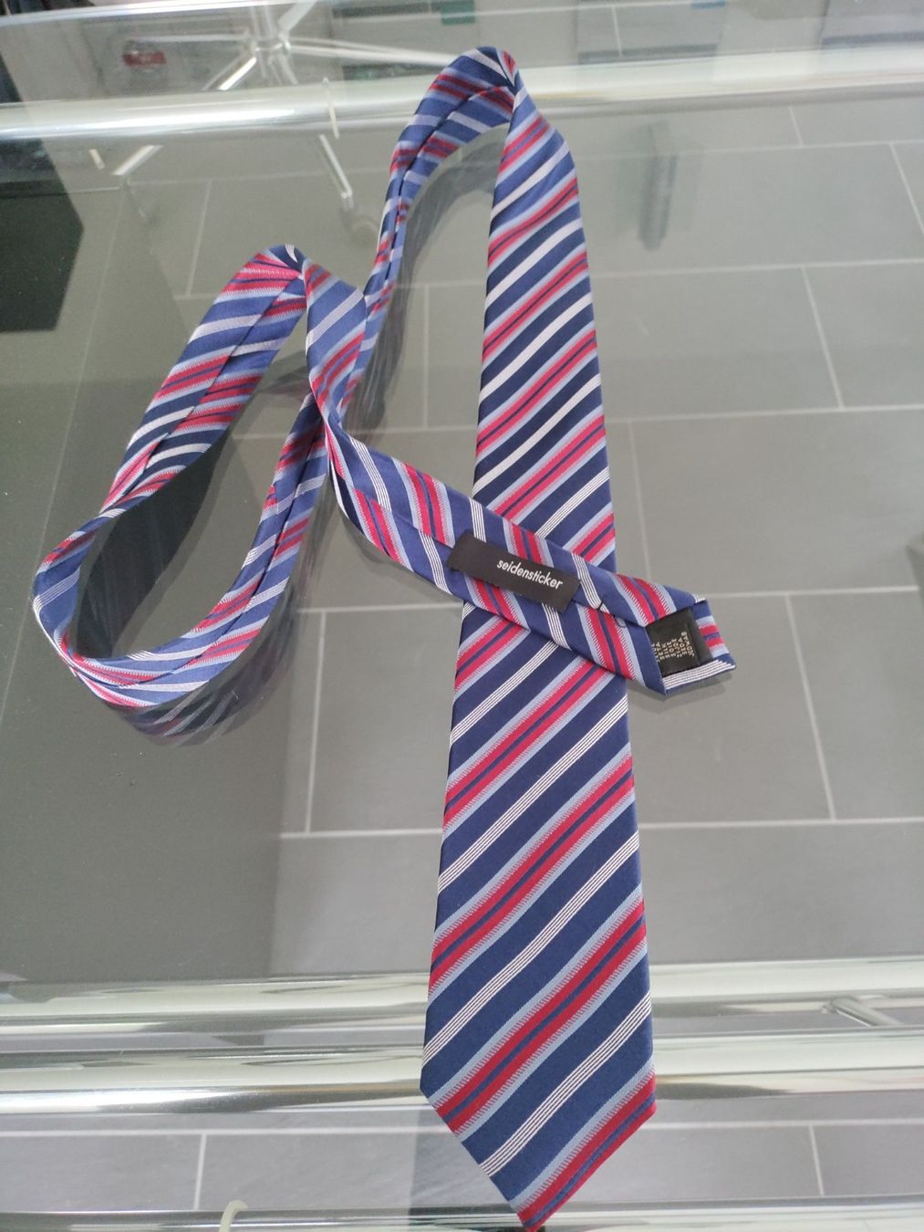 Cravatte: Cravate - Bleu et rouge – Usato da Avry-devant-Pont venduto da OBoss 1