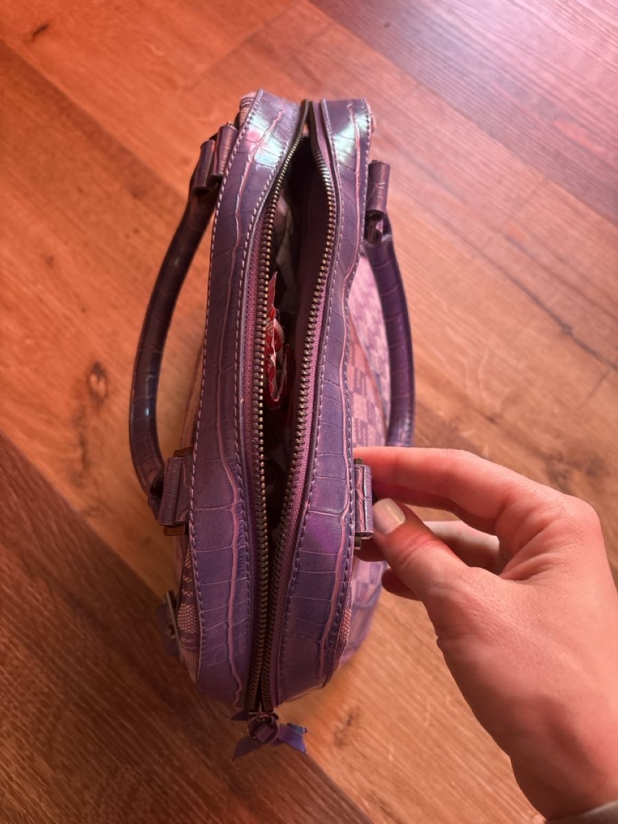 Sisley Borse da donna: Sisley Tasche Vintage – Usato da Bern venduto da LoveVintageY2K 2