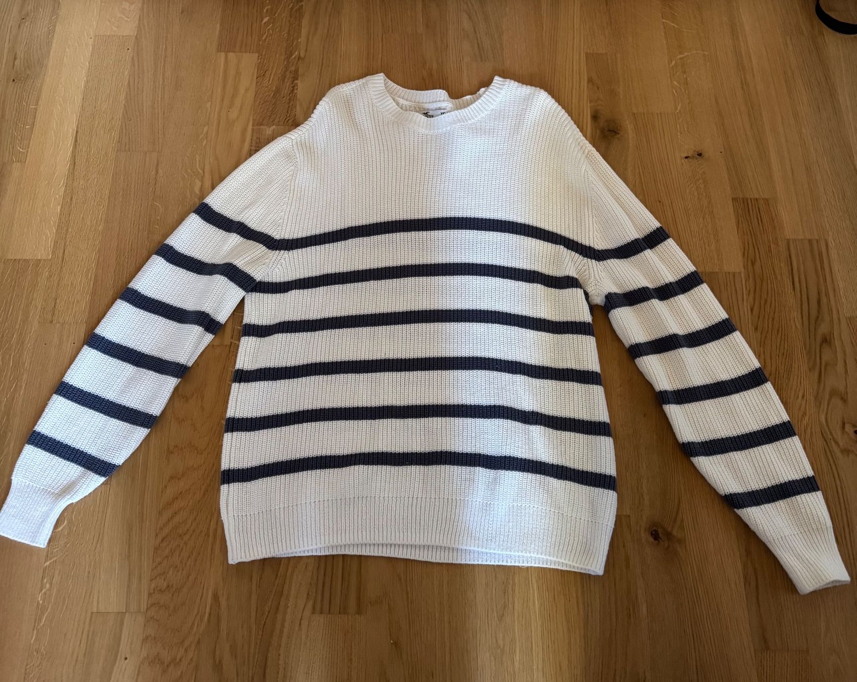Hollister Pullover & Sweatshirts: Gestreifter Damenpullover – Neu (gemäss Beschreibung) aus Kleinandelfingen von les_gb7w 1