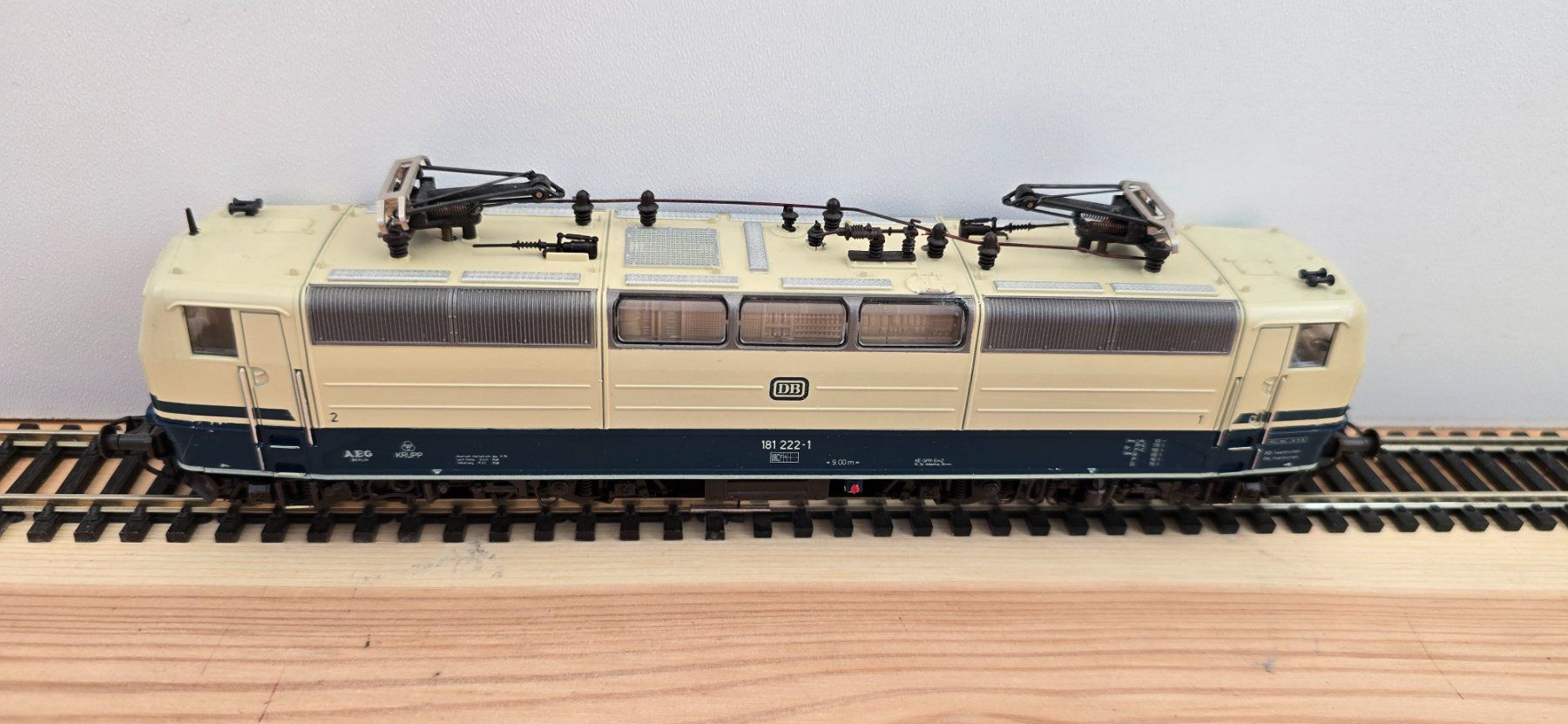 Roco Modelleisenbahnen: Roco H0 4142 A BR 181 222-1 DB – Gebraucht aus Büsserach von ModellbahnDepot 3