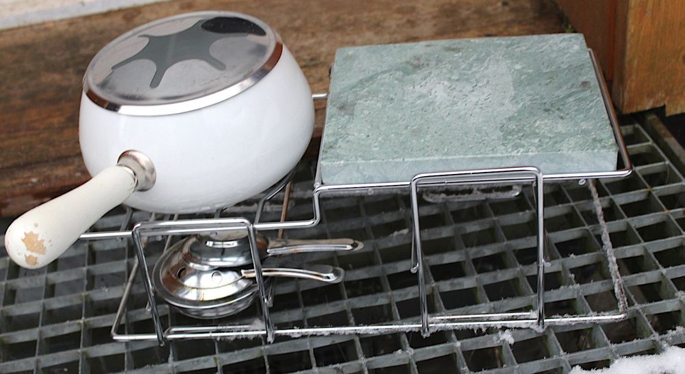 Fondue Bourguignonne Pfanne mit Steinplatte Kaufen auf Ricardo