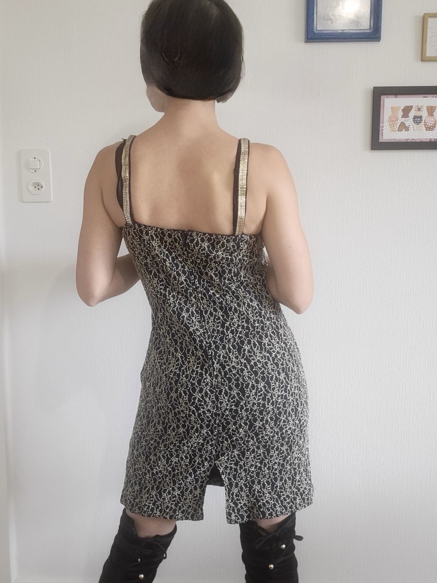 Robes: Robe Unique – D'occasion à Lausanne par nao_trl2 2