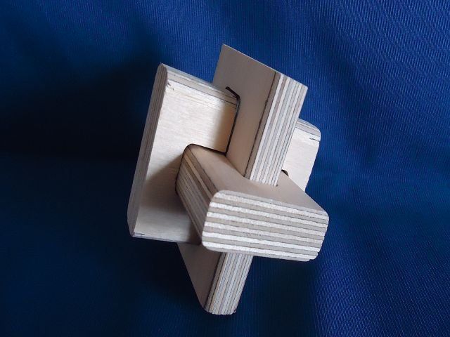 Puzzles: Holz -Puzzle – Gebraucht aus Ergisch von Haemmerli59 1