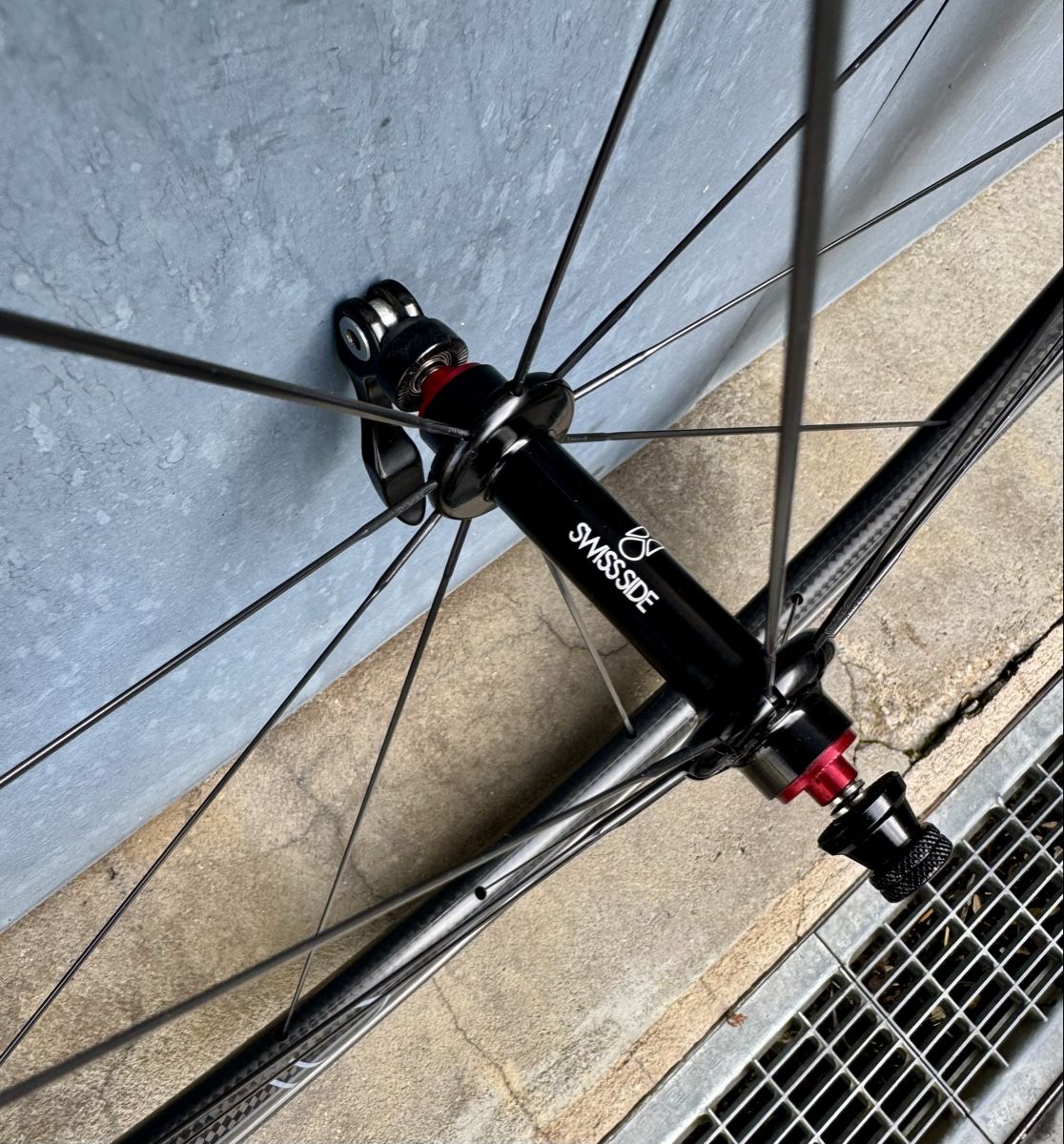 Pezzi di ricambio: Top >>> Radsatz SwissSide Hadron 485 <<< Top – Usato da Sils im Domleschg venduto da bergvelo 5