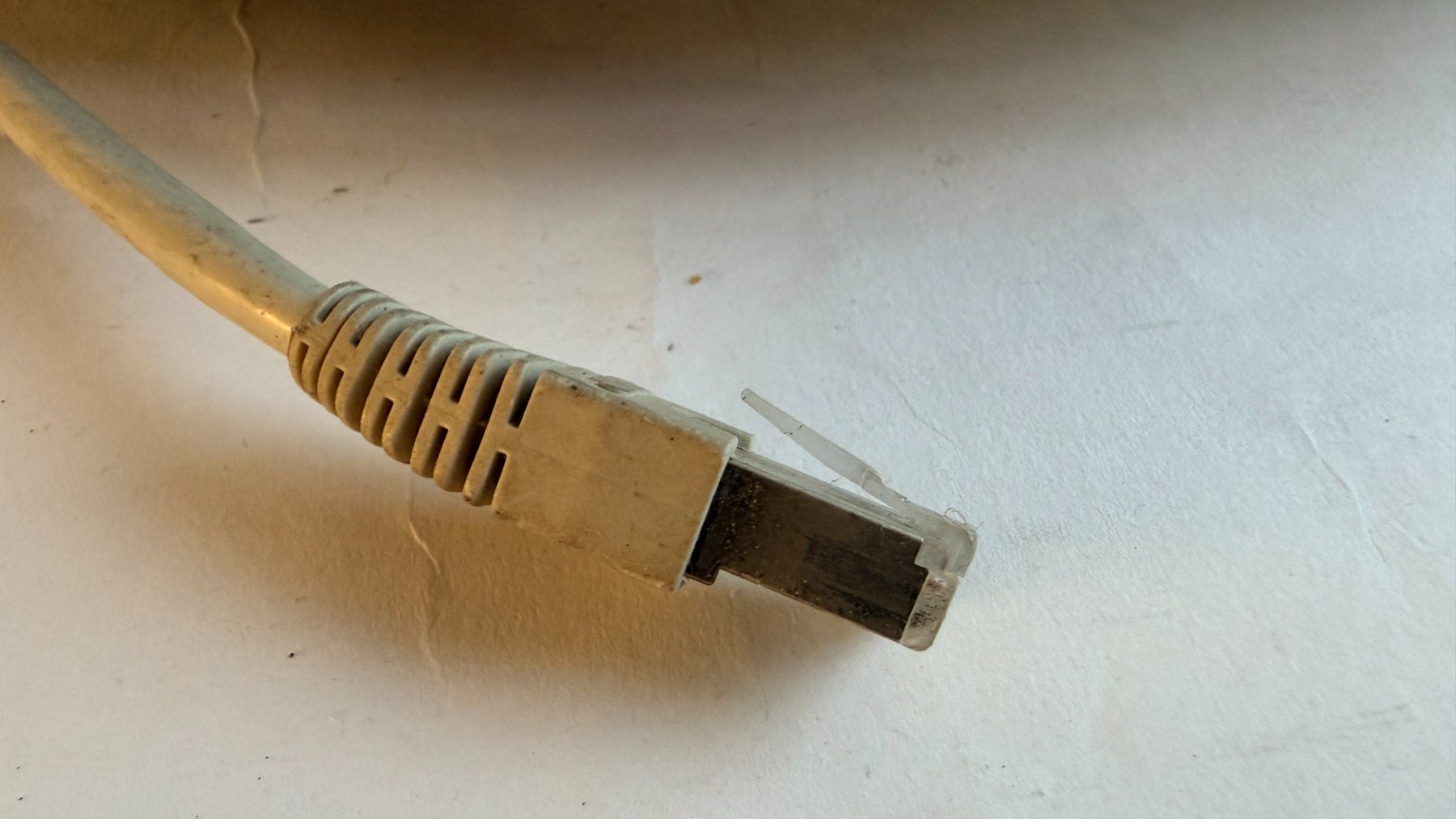 Kabel: Netzwerkkabel 45-50m – Gebraucht aus Huttwil von Thoste 8