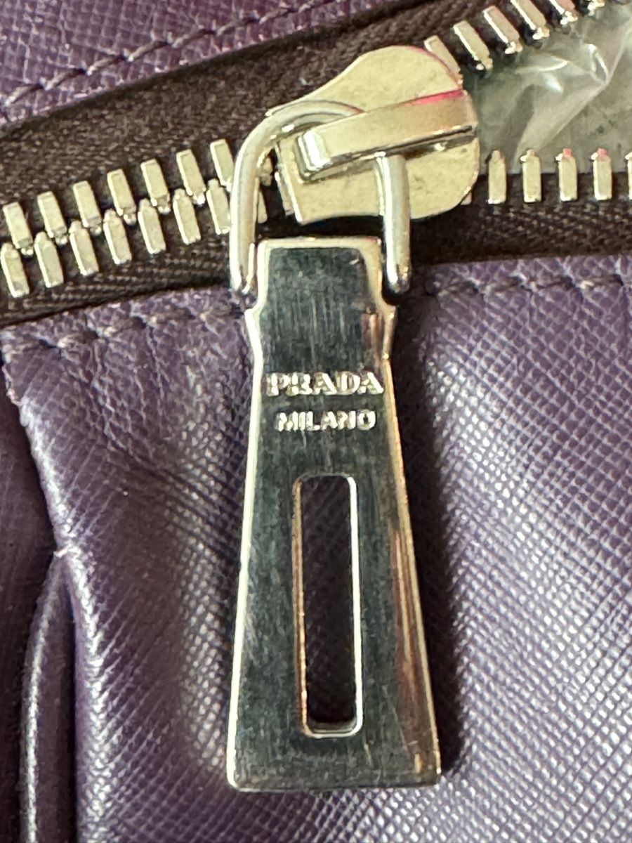 Prada Borse: Prada Reisetasche Weekender Violet, Saffiano Leder – Usato da Walchwil venduto da Zentralschwiiz 7