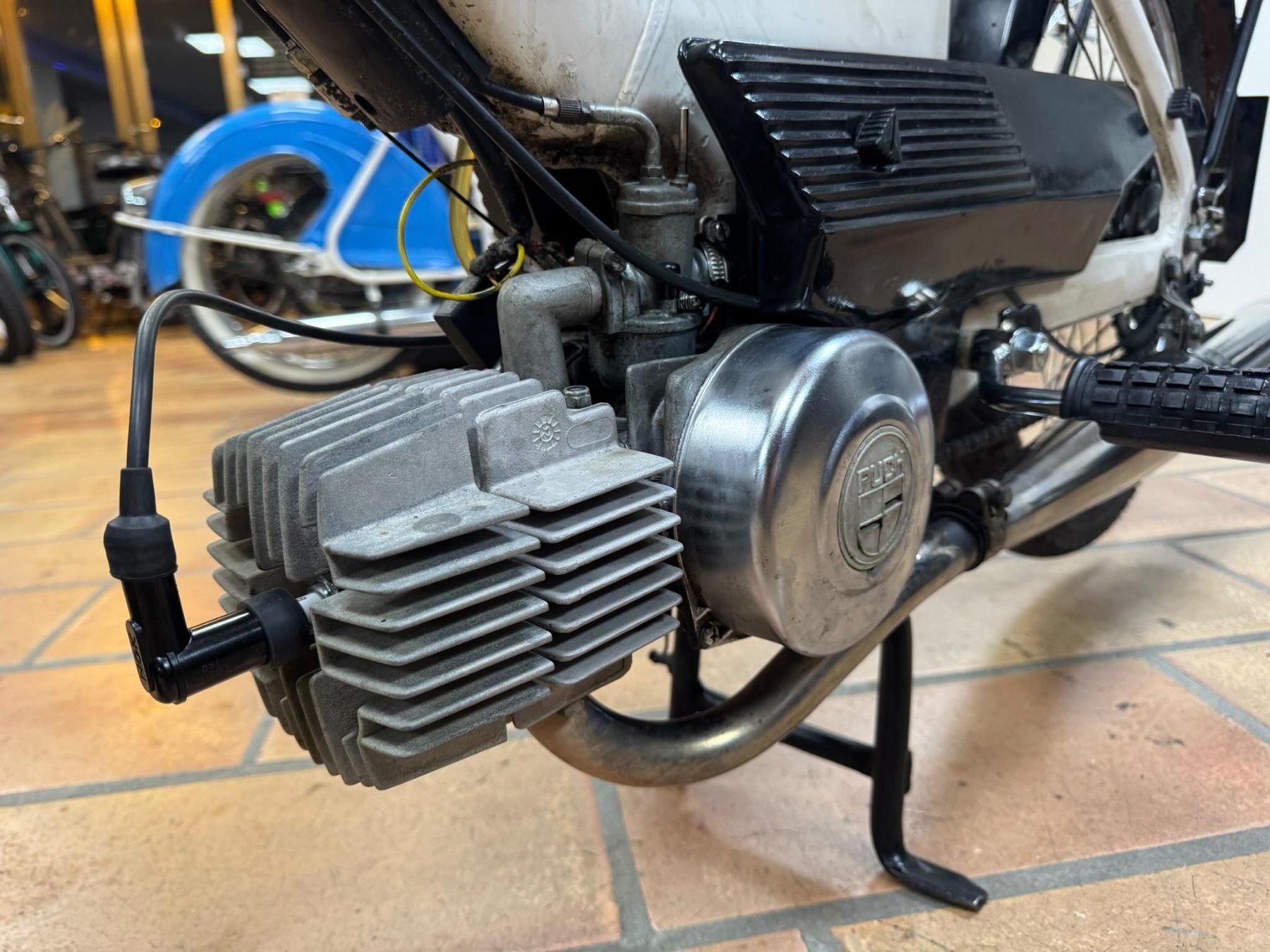 Puch Ciclomotori: Puch Maxi N mit Ausweis – Usato da Schmerikon venduto da Mofaparts 5