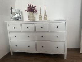 Kommode IKEA Hemnes weiss acht Schubladen guter Zustand