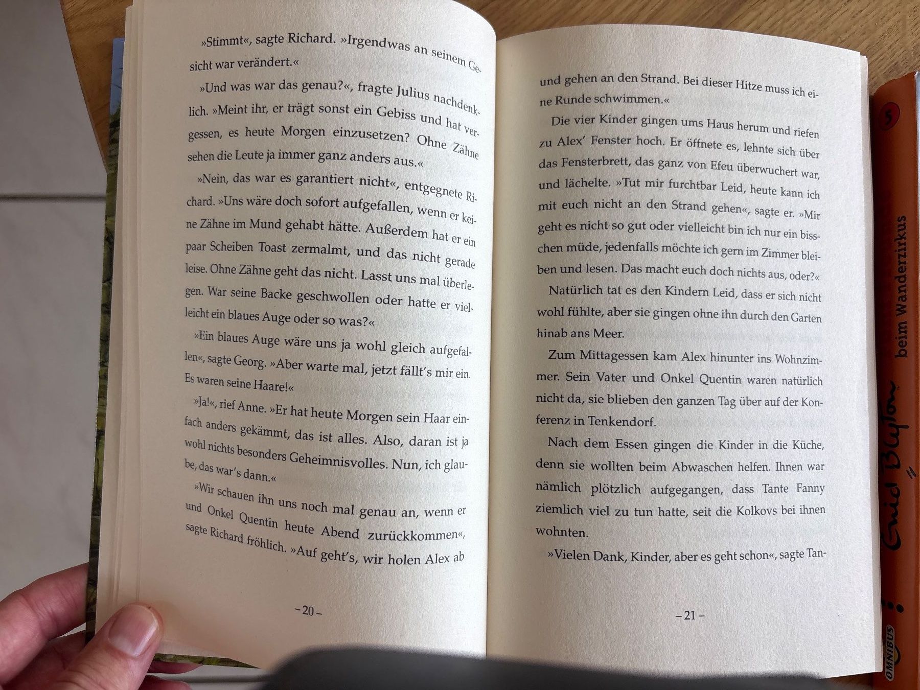 Bücher: Fünf Freunde 2 Stk. – Gebraucht aus Orpund von fredrik76 1