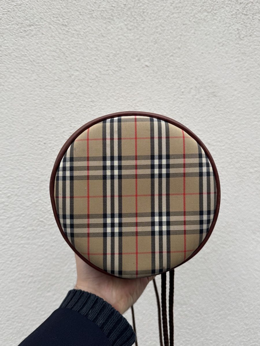 Burberry Sacs femmes: Vintage Burberry Bucket Bag – Neuf (Voir description) à Luzern par muh_22qq 2