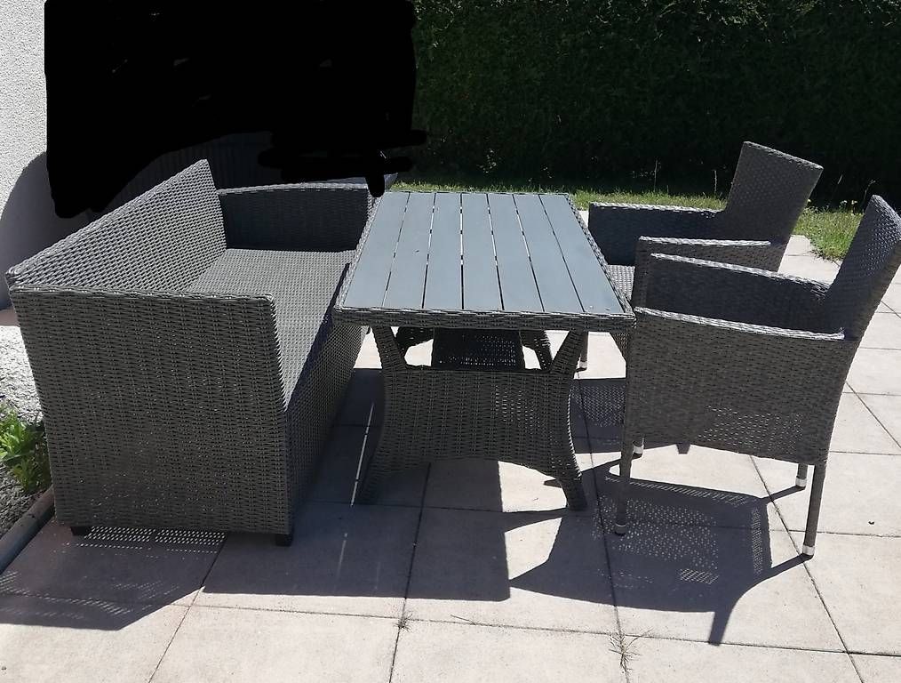 Set di tavolo e panche: Salon de jardin de chez Landi – Usato da La Sagne VD venduto da bri_d6b5
