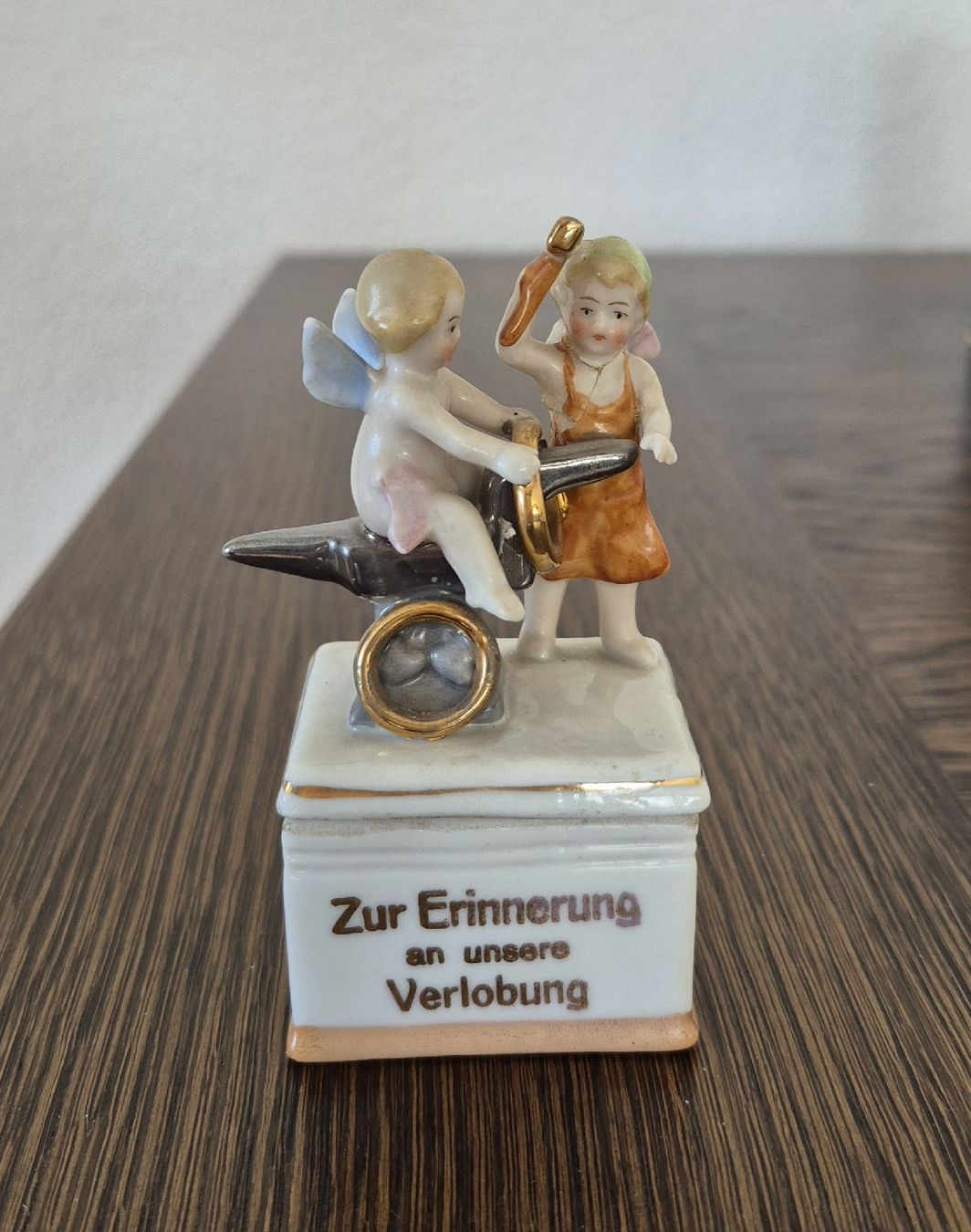 Zuccheriere: Antike Porzellan-Schmuckdose – Usato da Volketswil venduto da Sbloona 2