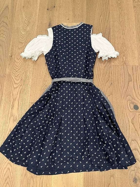 Vestiti: Dirndl inkl. Bluse – Usato da Belp venduto da wuschube 1