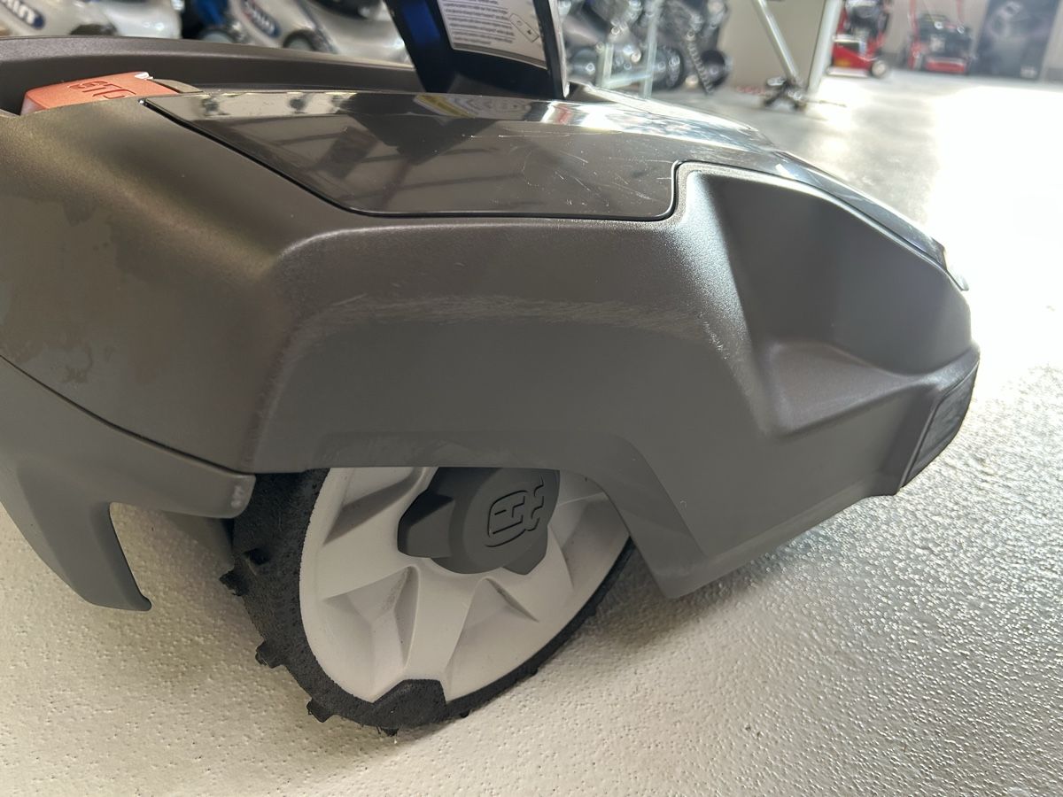 Husqvarna Rasenmäher: HVA Automower 315X mit Connect  – Gebraucht aus Rorschacherberg von remoli16 2