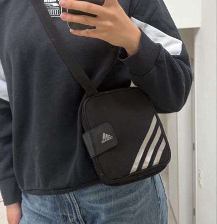 Adidas Umhängetasche Schwarz - Top Zustand!