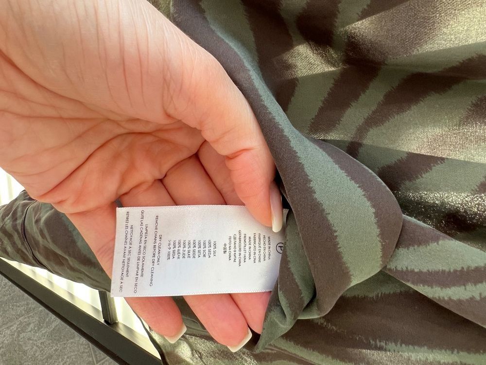 Michael Kors Blusen: Michael Kors Bluse Top 100% Seide gr S-M – Gebraucht aus Rünenberg von Alina_malina 6