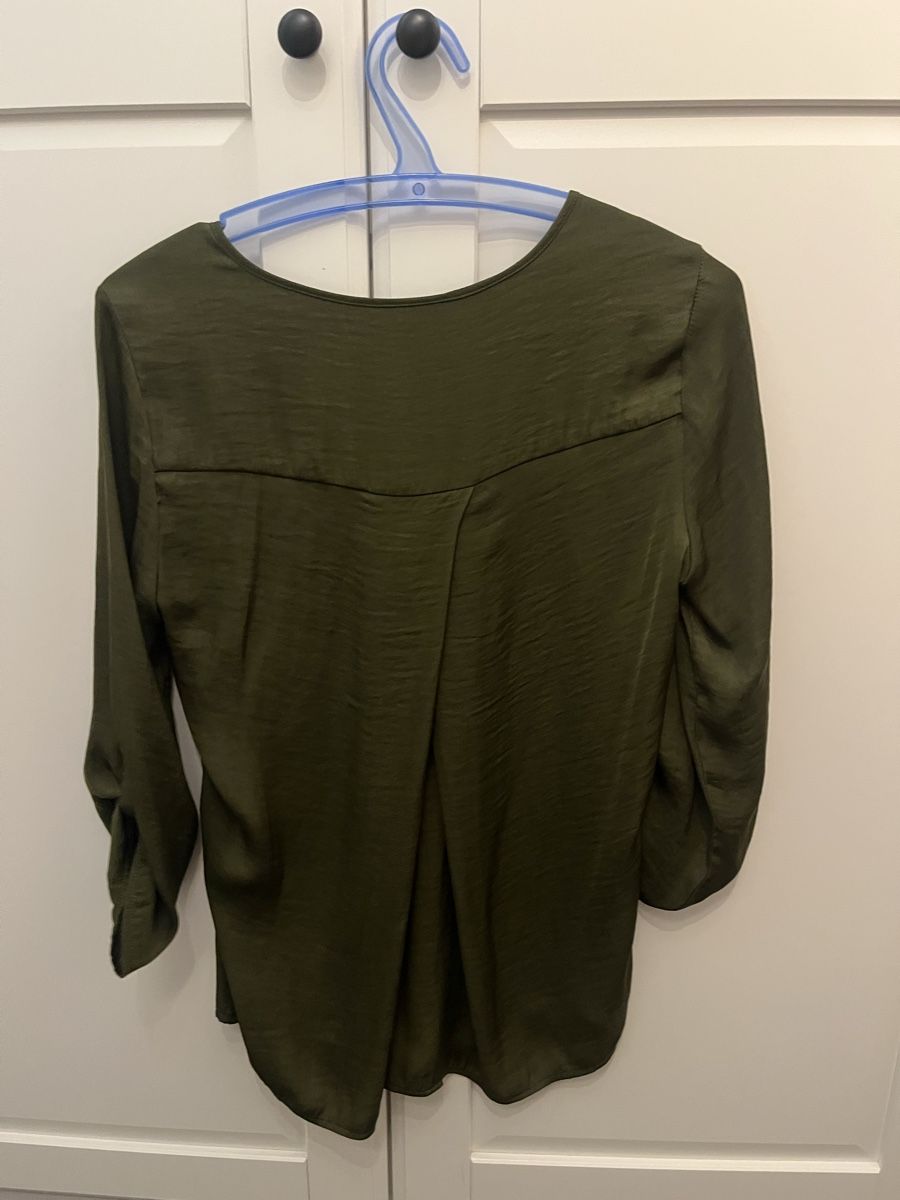 Camicette: Bluse Olive Grün Grösse S – Usato da Oberrieden venduto da Schnaepplijaeger_24 1
