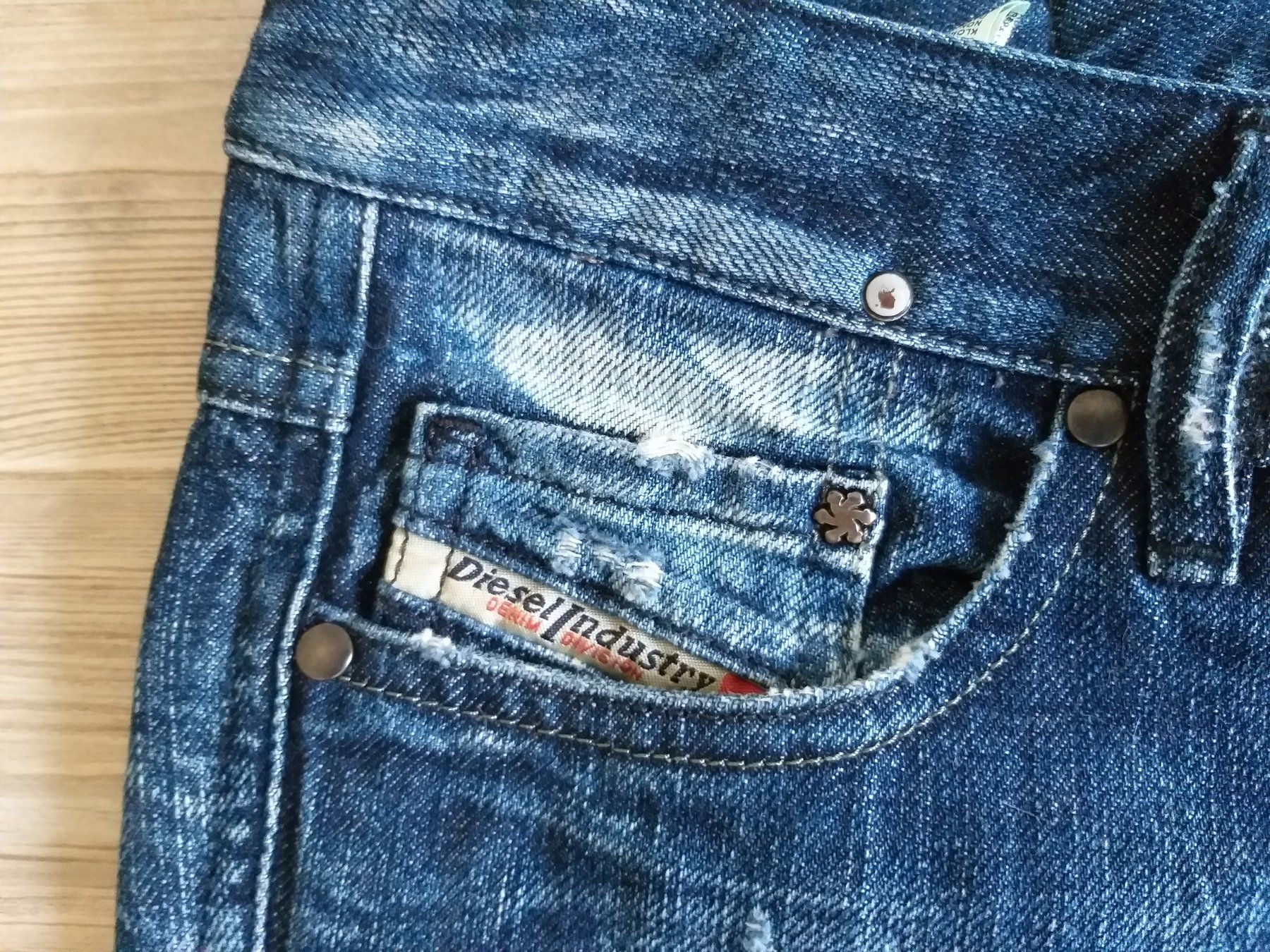 Diesel Jeans: DIESEL "LHELA" Jeans taille / Grosse W25 L32 – Gebraucht aus Cossonay-ville von Super-Price-Quality 2