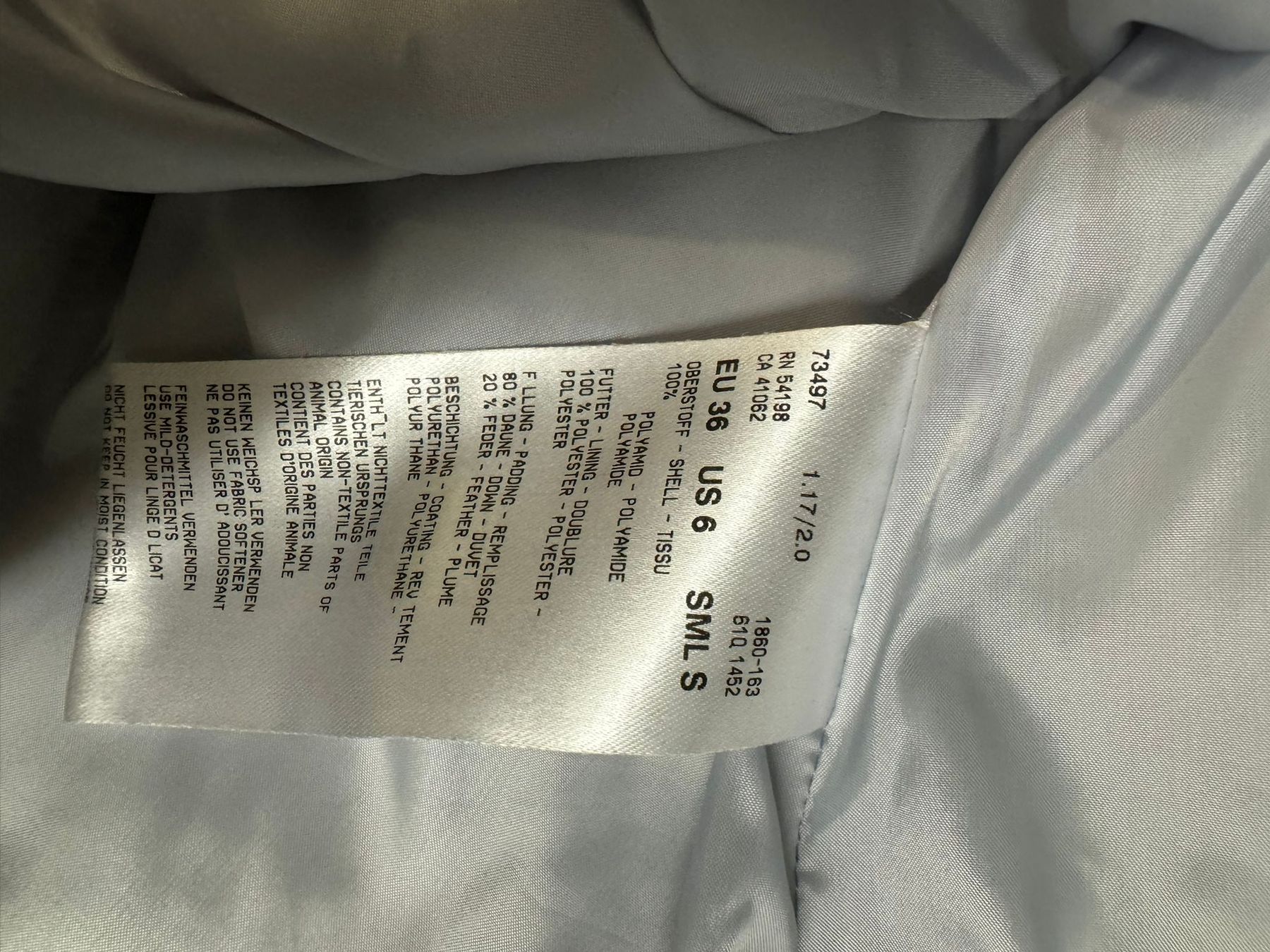 Bogner Giacche: Bogner blaue Daunen Steppjacke Gr.36/S – Nuovo (secondo la descrizione) da St. Gallenkappel venduto da mytimes 7