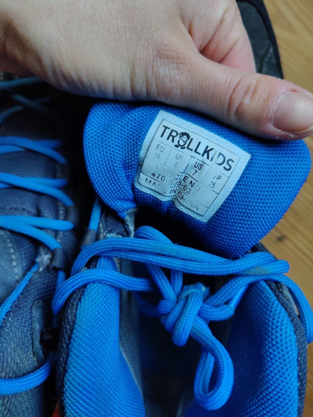 Scarpe da uomo: Gr 39 trollkids wanderschuhe – Usato da Degersheim venduto da HariOm 7