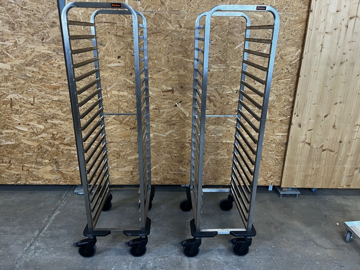 Rieber Appareils de cuisine: 2 x 1/1 RIEBER Regalwagen TOP – D'occasion à Dittingen par Cervolino77