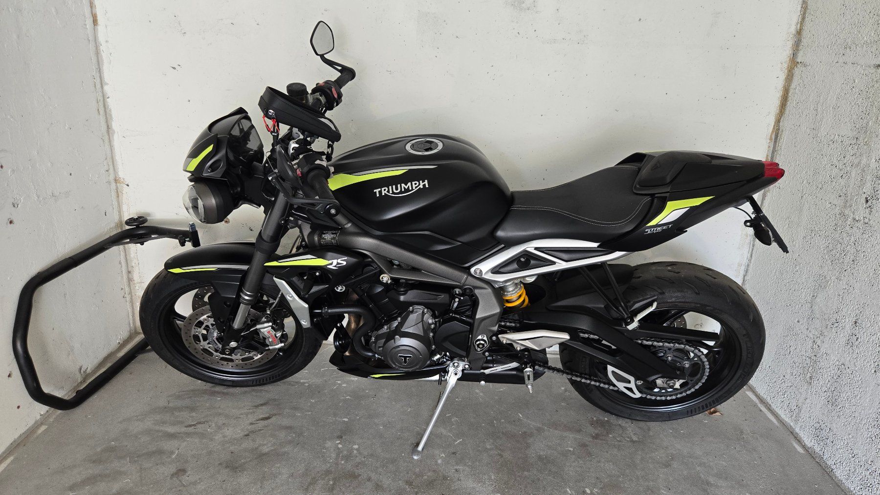 Triumph Route: Street Triple RS – D'occasion à Gland par jes_vdt8