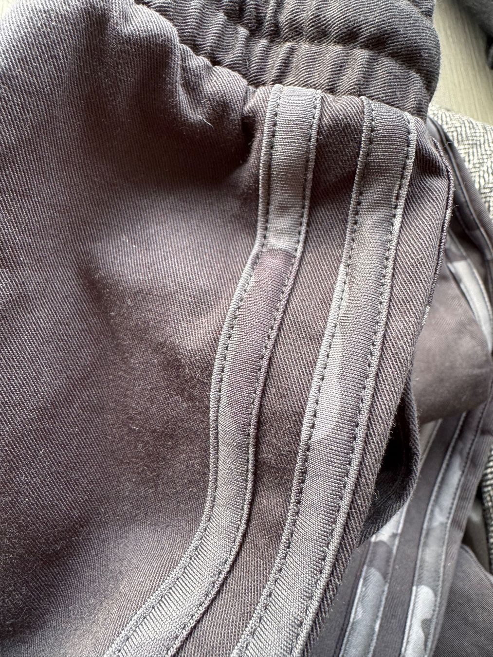 Adidas Pantaloni: Adidas Hose Gr. S – Usato da Thun venduto da Iriska77 2