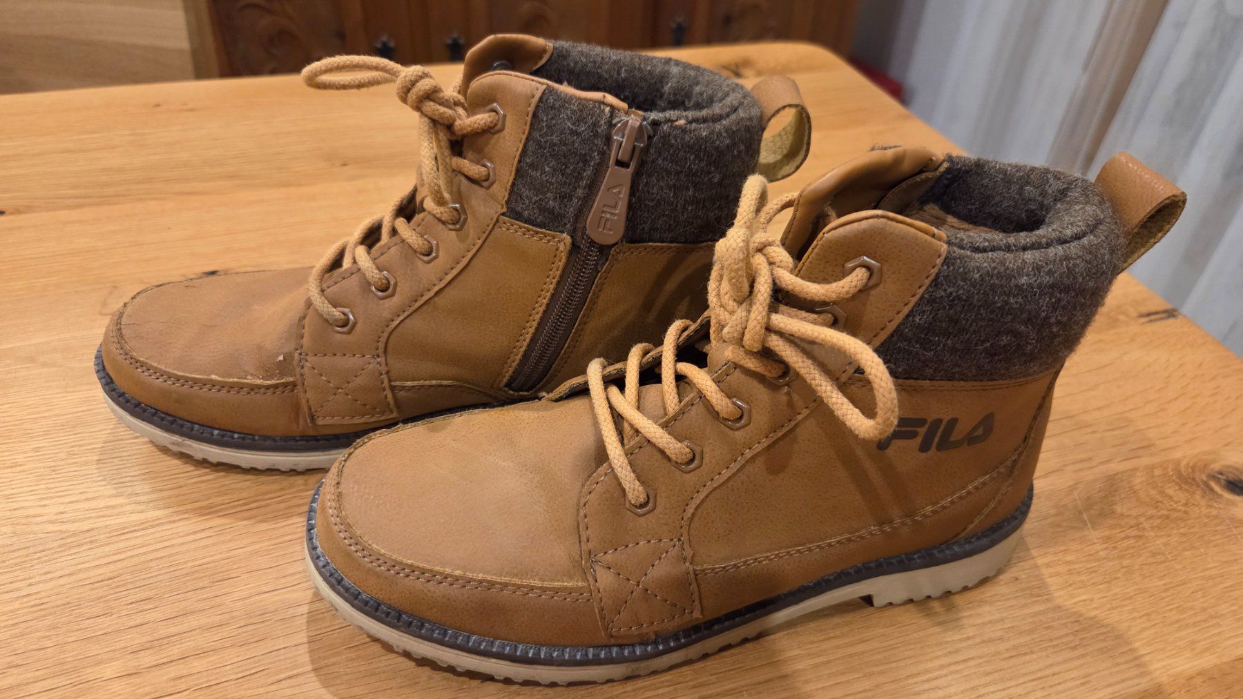 Fila Chaussures garçon: Fila Winterschuhe Gr37 – D'occasion à Roggliswil par Crosser17 1