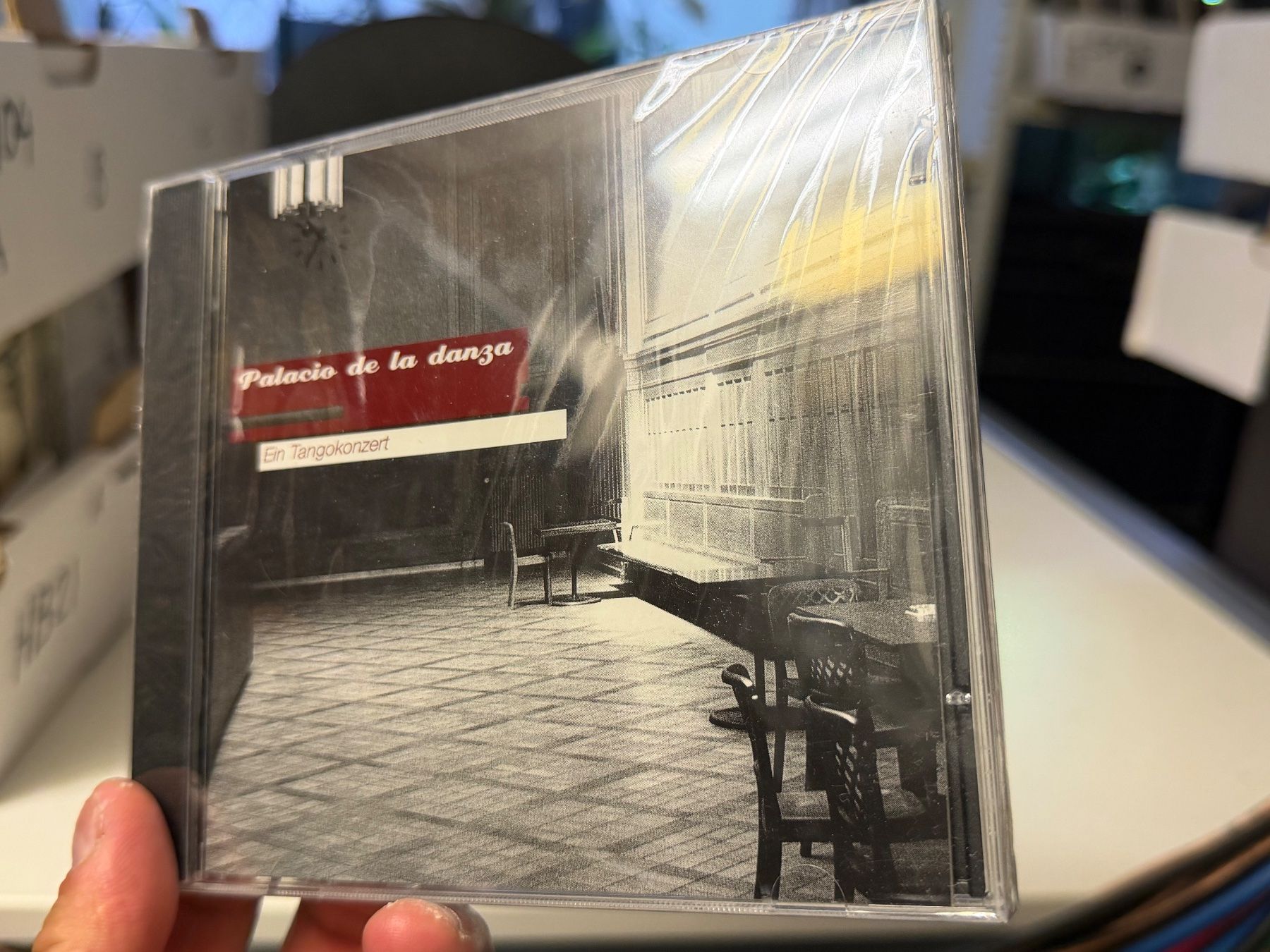 CD: Theater Basel - Palacio de la danza - SRA04A – Nuovo e nell'imballaggio originale da Küsnacht ZH venduto da JazzRecords