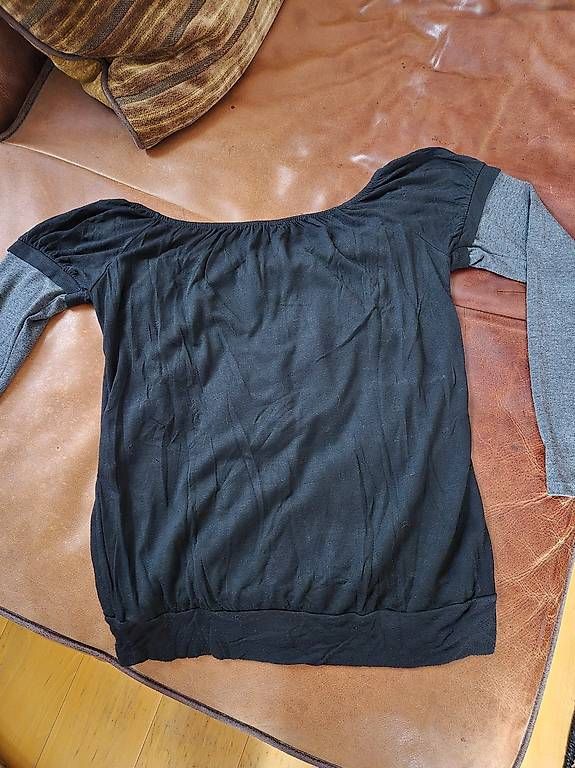 Pullover & Sweatshirts: Pull noir et gris original – Gebraucht aus Pully von san_b2w6 4