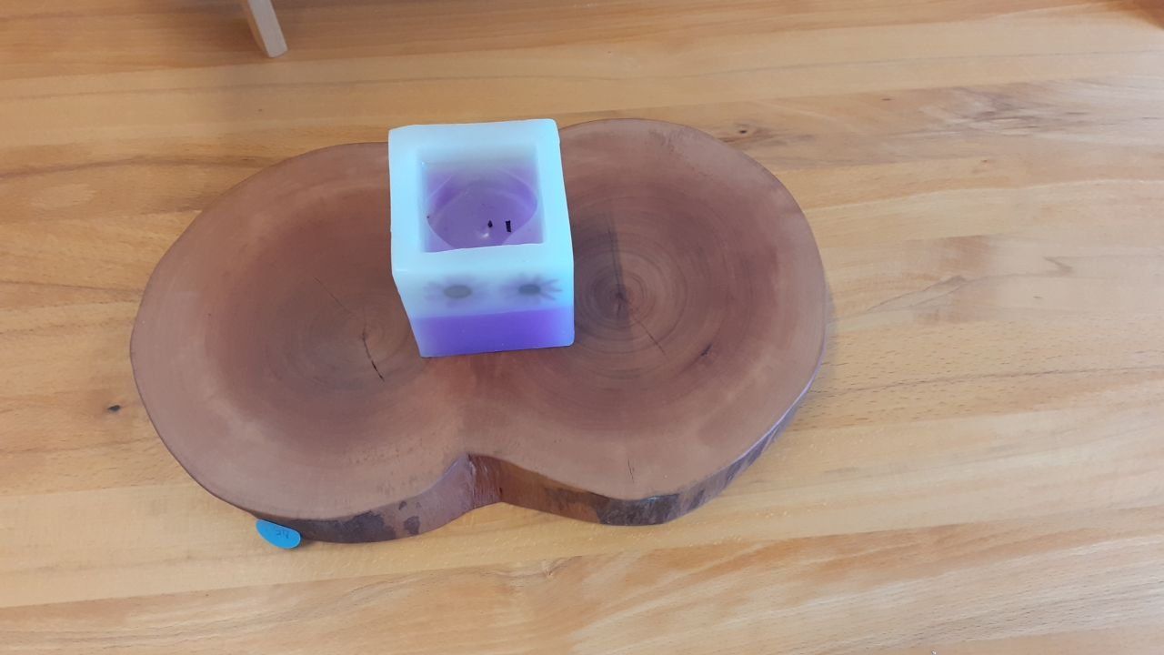 Articoli in legno: Baumscheibe Birnbaum gedämpft geölt – Nuovo (secondo la descrizione) da Jona venduto da Josefdobler 2
