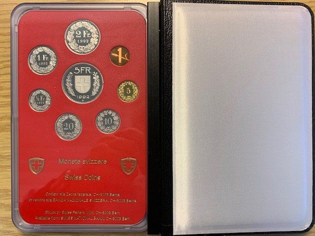 Tutti le monete: CH Münzsatz 1992 - polierte Platte / PP – Nuovo e nell'imballaggio originale da Gundetswil venduto da Egro01 1