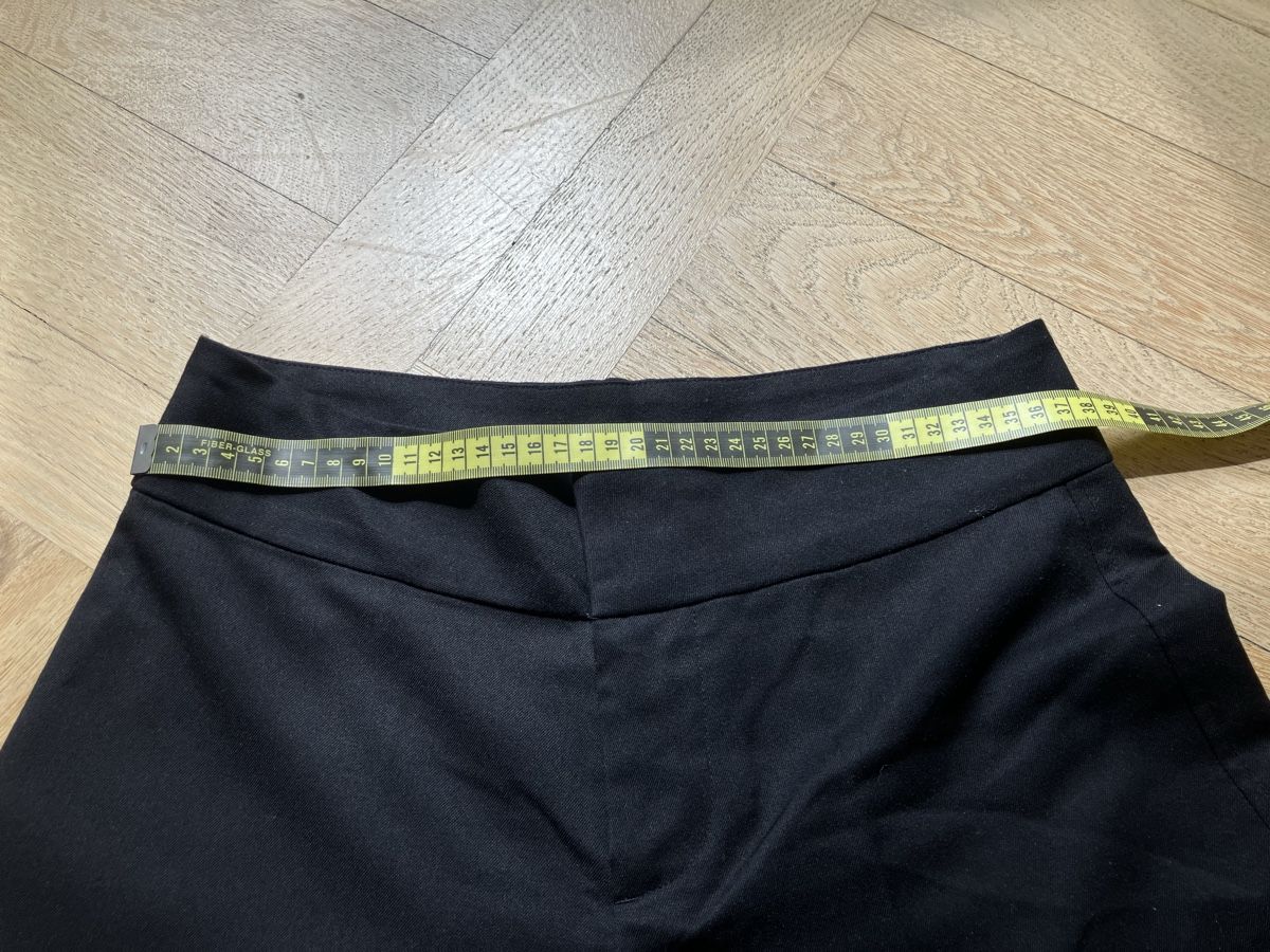 H&M Pantalons: Schwarze elegante Hose, Grösse S – D'occasion à Basel par carmeni71 2